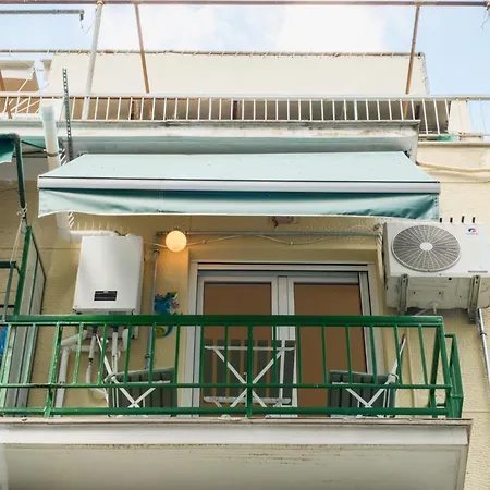 2 Bedroom Cozy Stylish Apartment Athens Exterior photo